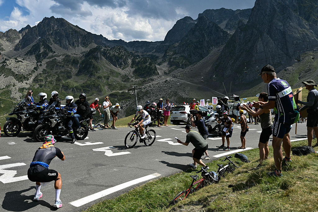 UAE Team Emirates - XRG's Slovenian rider Tadej Pogacar cycles in a lone breakaway in the Col du Tourmalet ascent during the 6th stage of the 113th edition of the Tour de France cycling race, 186,2 km between Pau and Gavarnie-G&egrave;dre in the French Pyrenees, on July 9, 2026. (Photo by Jeff PACHOUD / AFP)