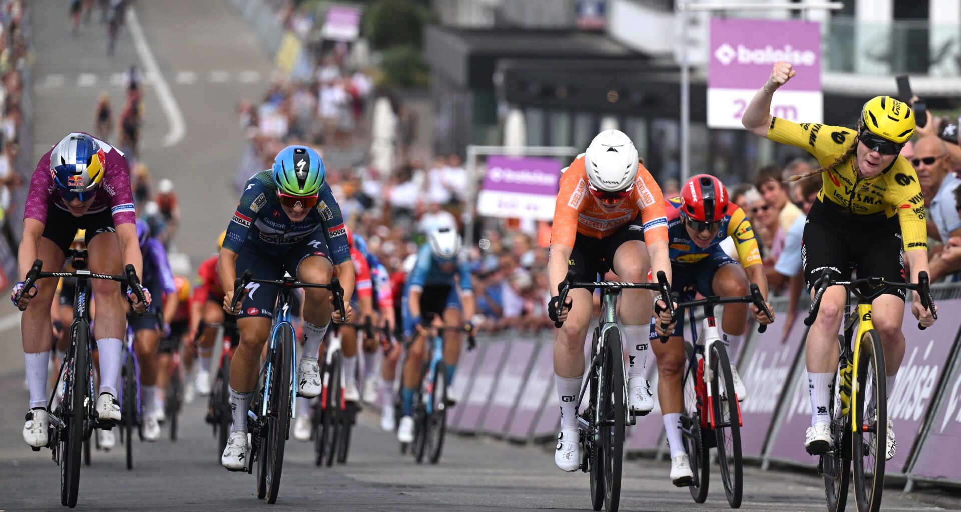 Baloise Ladies Tour: Nienke Veenhoven outpowers Charlotte Kool to secure stage 1 sprint victory