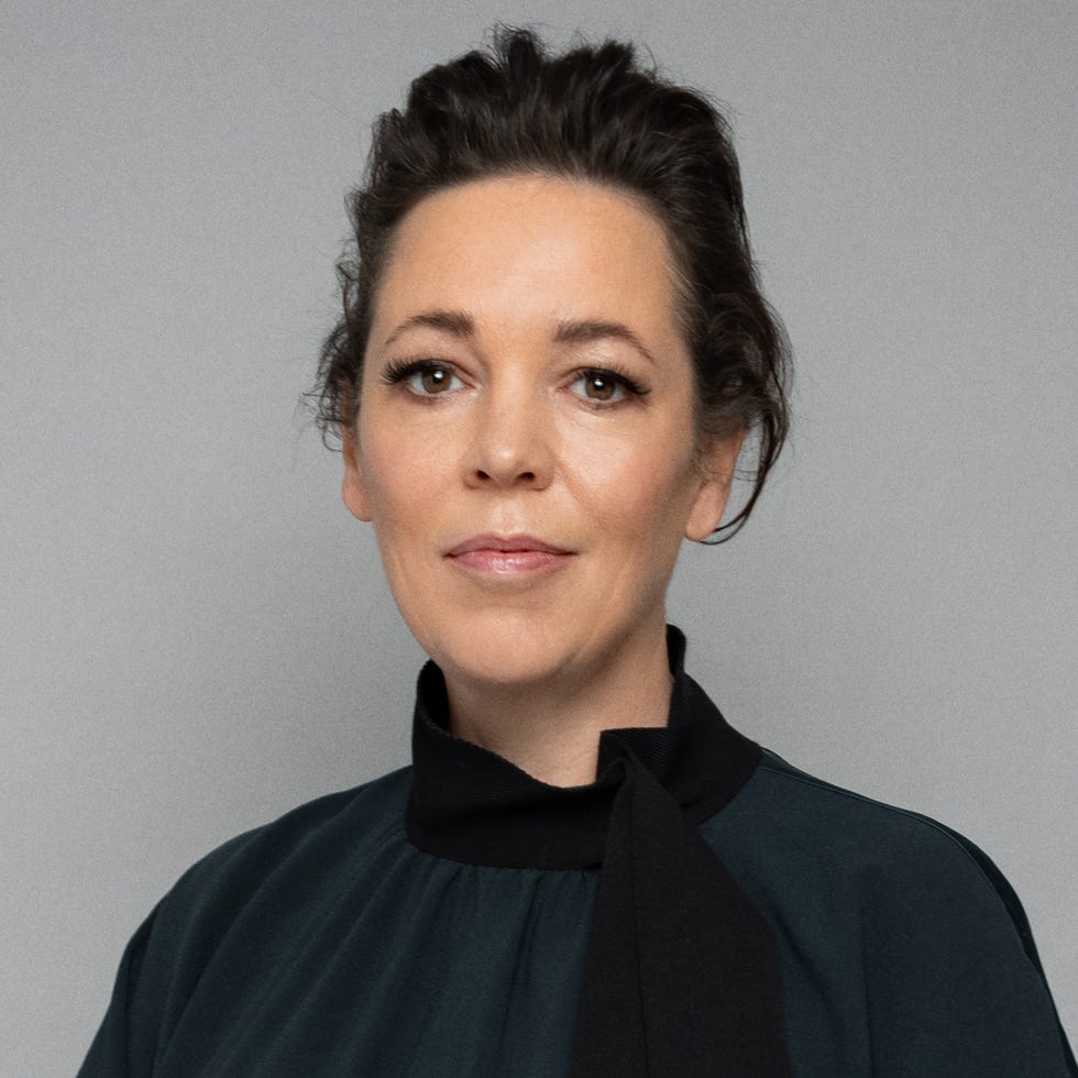 the lost daughter special shoot. olivia colman. cr. chris baker/netflix. the lost daughter special shoot. olivia colman. cr. chris baker/netflix.
