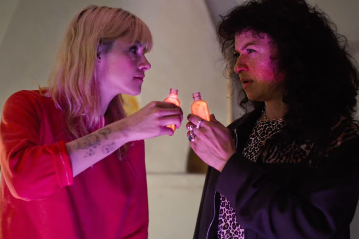 Trailer: Stewart, Shawkat In "The Wrong Girl"