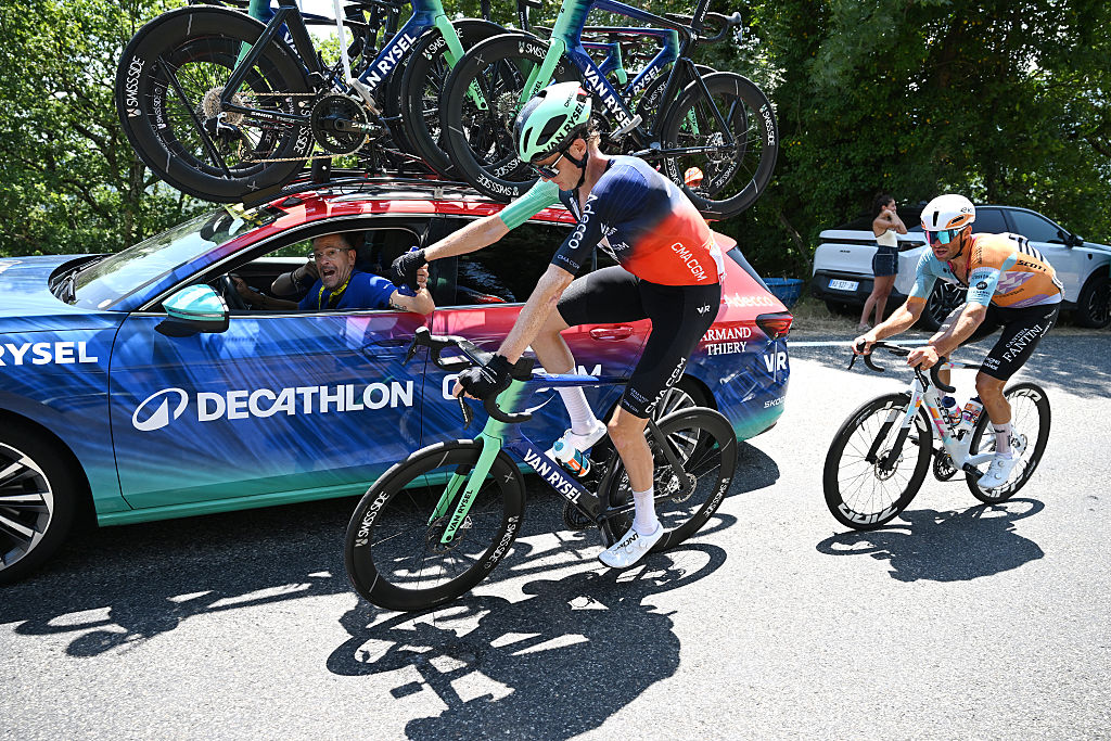 GAVARNIE-GEDRE, FRANCE - JULY 09: Daan Hoole of Netherlands and Decathlon CMA CGM Team competes during the 113th Tour de France 2026, Stage 6 a 186.2km stage from Pau to Gavarnie-Gedre 1379m / #UCIWT / on July 09, 2026 in Gavarnie-Gedre, France. (Photo by Dario Belingheri/Getty Images)