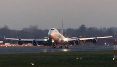 Aircraft engineer crushed to death in horror incident at Heathrow - London Evening Standard