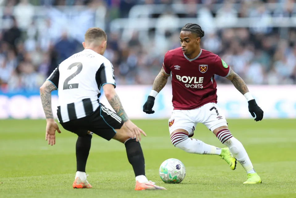 Crysencio Summerville in action for West Ham