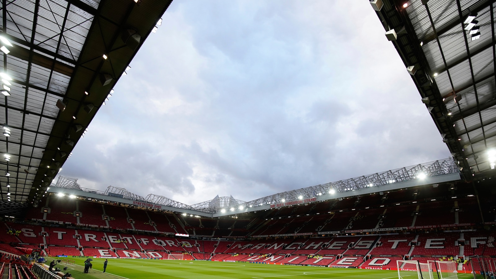 Man United reveals latest plans for new stadium to replace Old Trafford