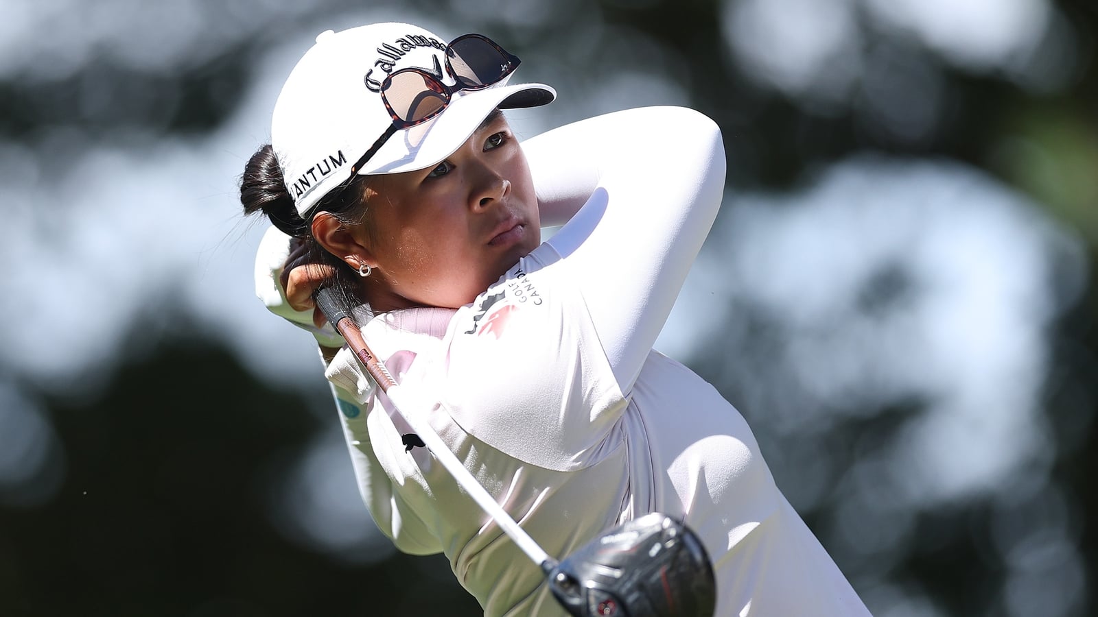Donegan eight off lead as Huang surges clear in London