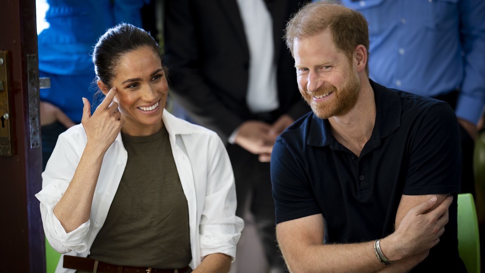 Decision not to protect Harry and Meghan puts them 'in danger', says ex-royal officer