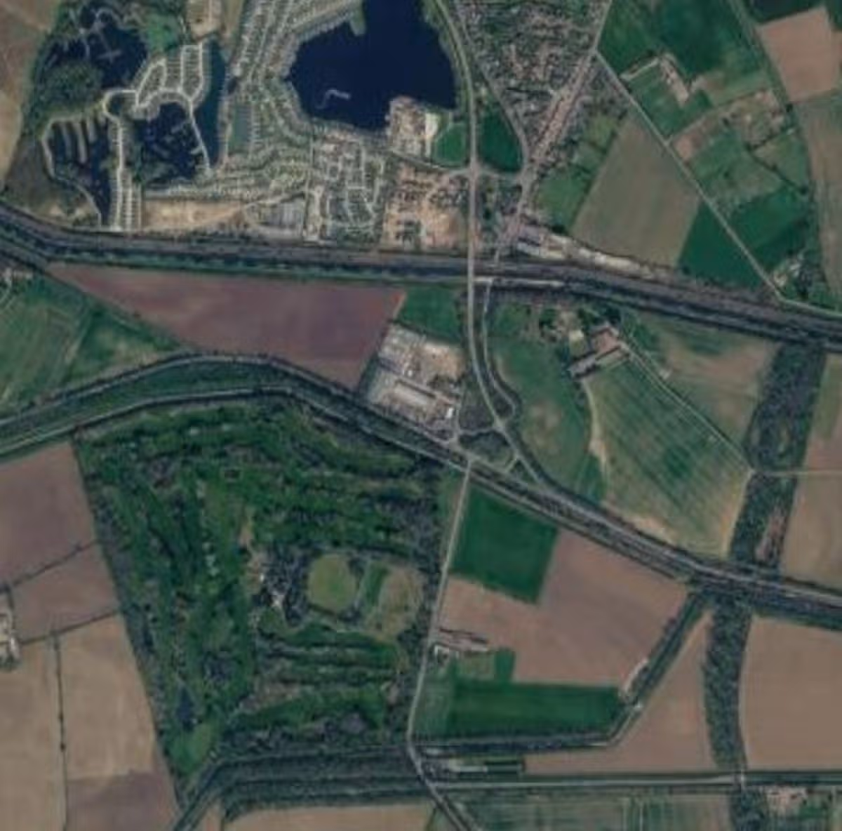 Part of the former Lincolnshire Golf Club course site south of Crowle and 7 Lakes Country Park, visible as the tree-lined hexagon in the centre left of the picture, will be turned into a leisure and wellness facility