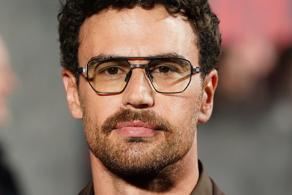 Theo James and Kaya Scodelario face tensions in The Gentlemen series two trailer - London Evening Standard