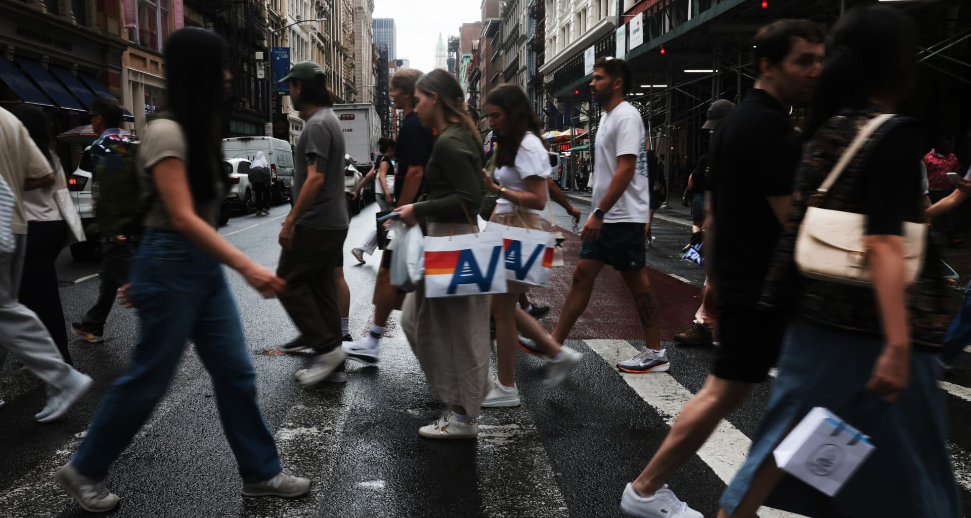 Manufacturing survey shows inflation worries adding to pressure on Fed