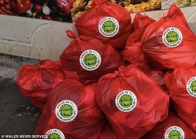 The volunteer group's existing red bags, 2,000 of which were ordered after a previous council diktat, are no longer acceptable according to the authority