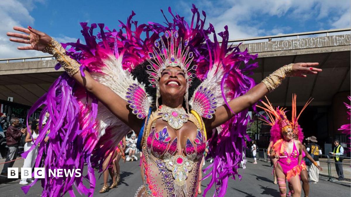 Notting Hill Carnival live: Dancers, DJs and drummers on 60th anniversary