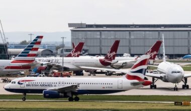 Heathrow roads reopen after burst water main leaves passengers scrambling to catch flights - London Evening Standard