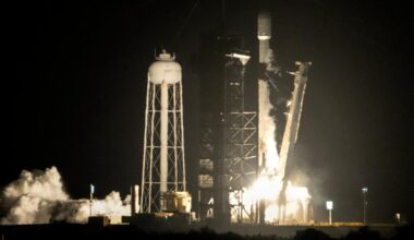Discarded SpaceX rocket set to unintentionally smash into the moon