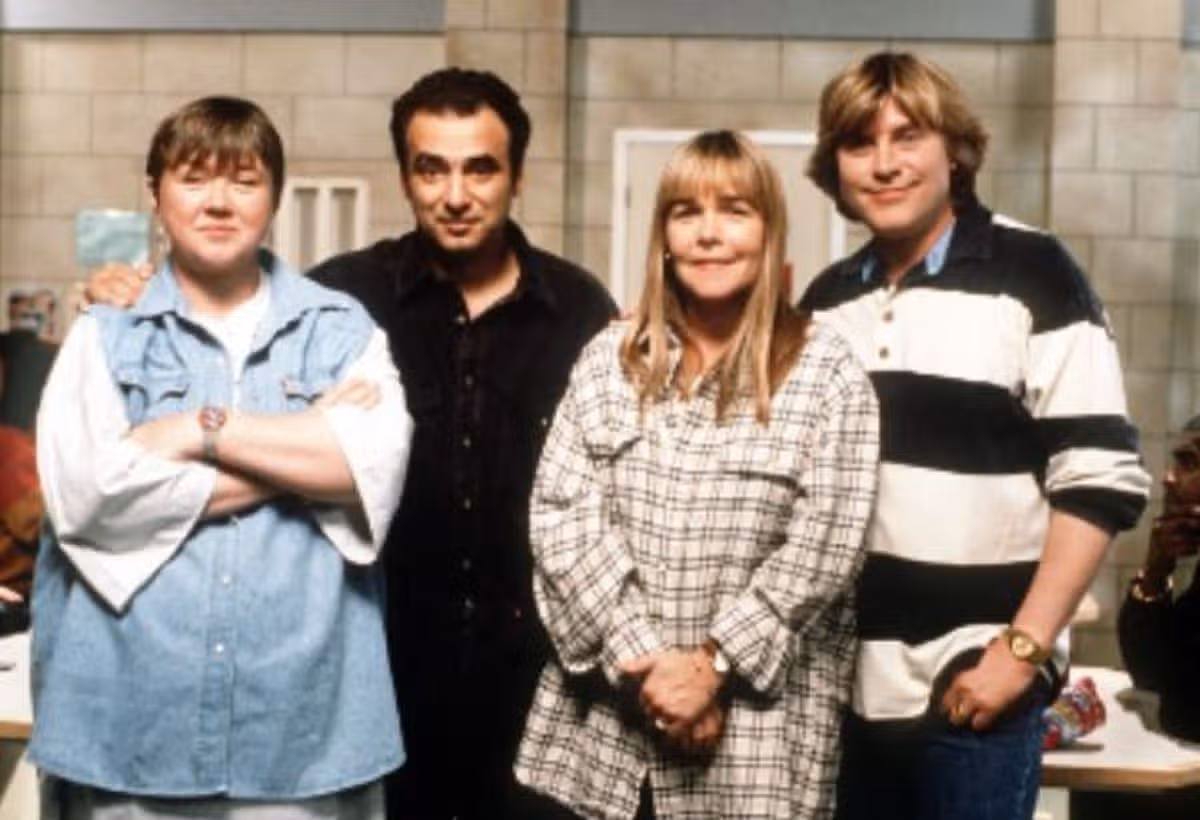 Birds of a Feather cast 