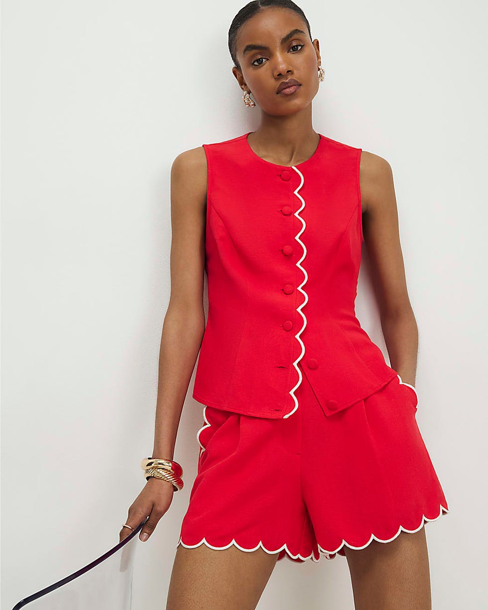 Red Linen Blend Scallop Trim Shorts