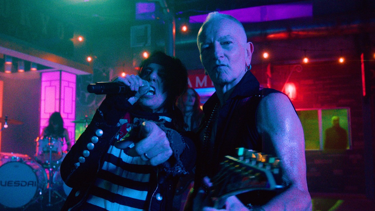 Crossbone Skully - Thunder Love feat. Phil Collen (Official Video) - YouTube