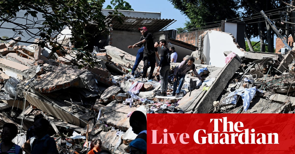 More than 100 dead and buildings collapsed after 7.4-magnitude earthquake shakes Colombia – latest news | Colombia