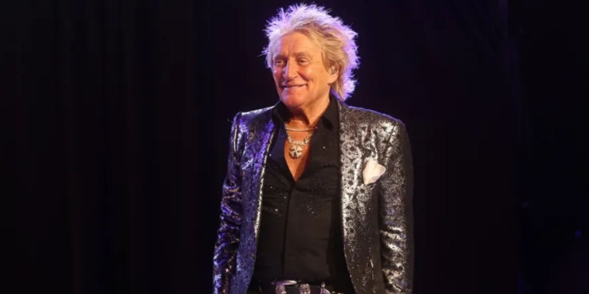 Rod Stewart rushed to hospital as he cancels performance over 'unforeseen medical procedure'