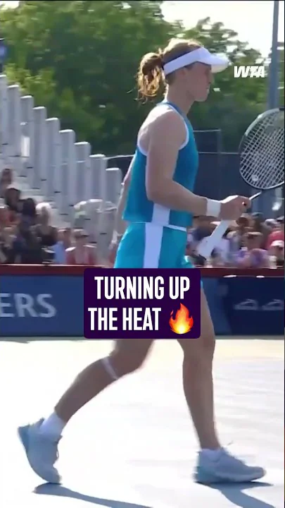 Luidmila Samsonova has the ball on a string 🪀 #WTA #LiudmilaSamsonova #NBO26 #Toronto #shorts - YouTube