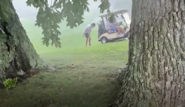 Golfer struck by lightning - YouTube
