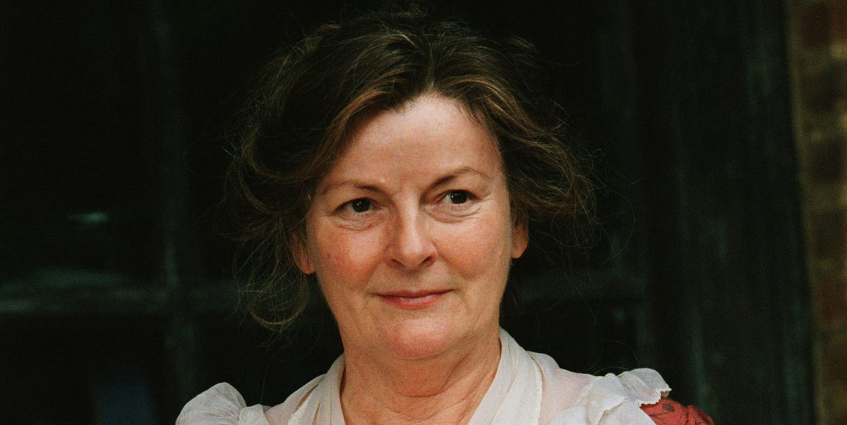"Wonderful" period drama with Brenda Blethyn is the "perfect" movie to watch tonight