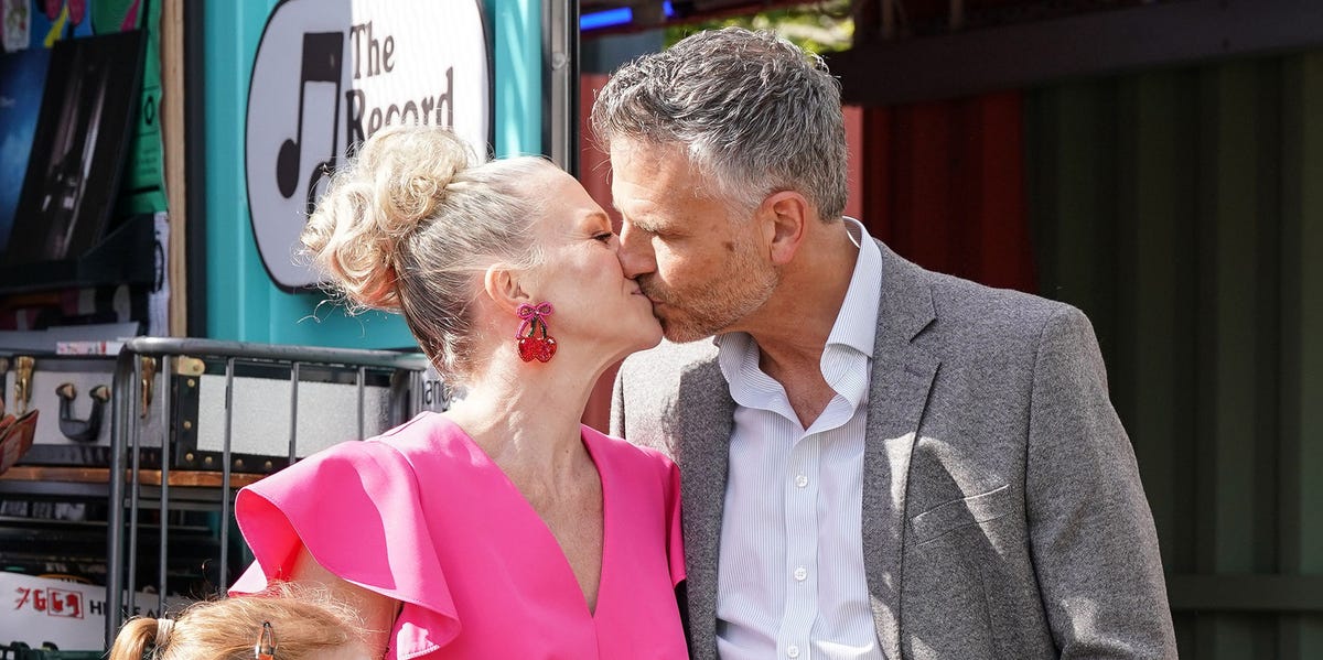EastEnders lines up love triangle drama for Linda Carter after show exit news