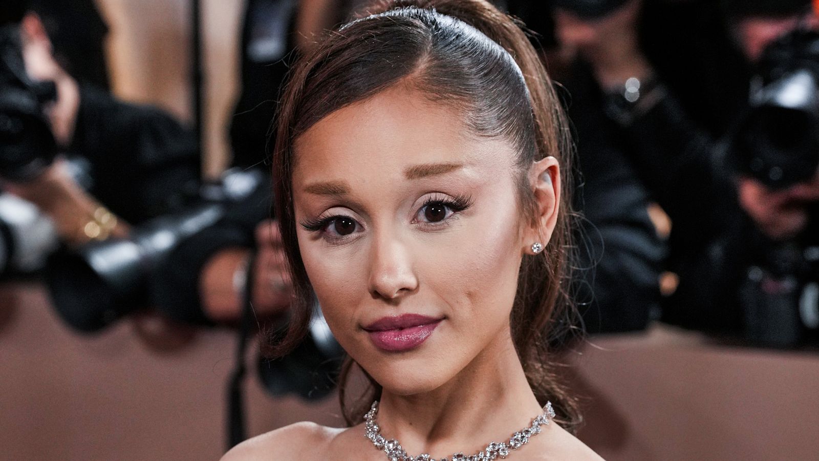 Ariana Grande thanks fans for support at O2 gig after announcing break from public life