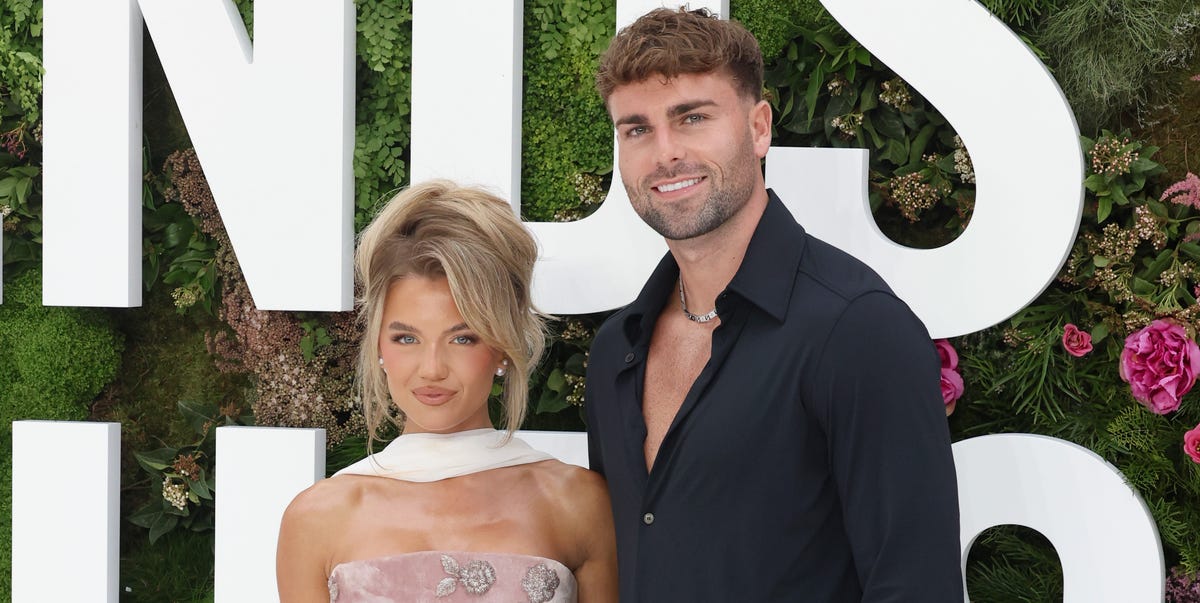 Love Island's Molly and Tom share beautiful wedding photos: "Best day of our lives"