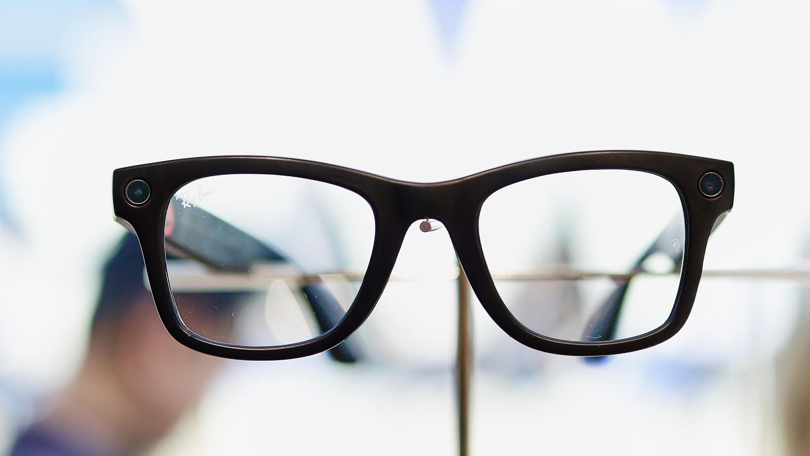 Smart Glasses Set To Transform Healthcare And Wellness