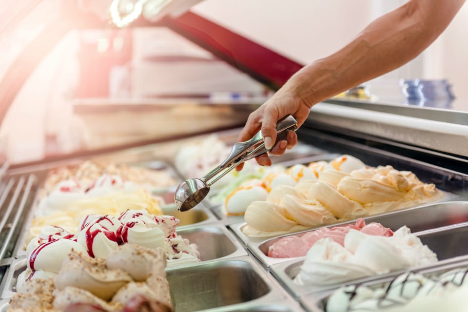Traditional ice cream parlours are still going strong (Shutterstock)