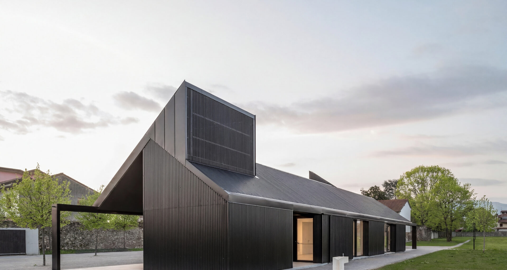 Pavilion in Brolo Park / CN10 architetti