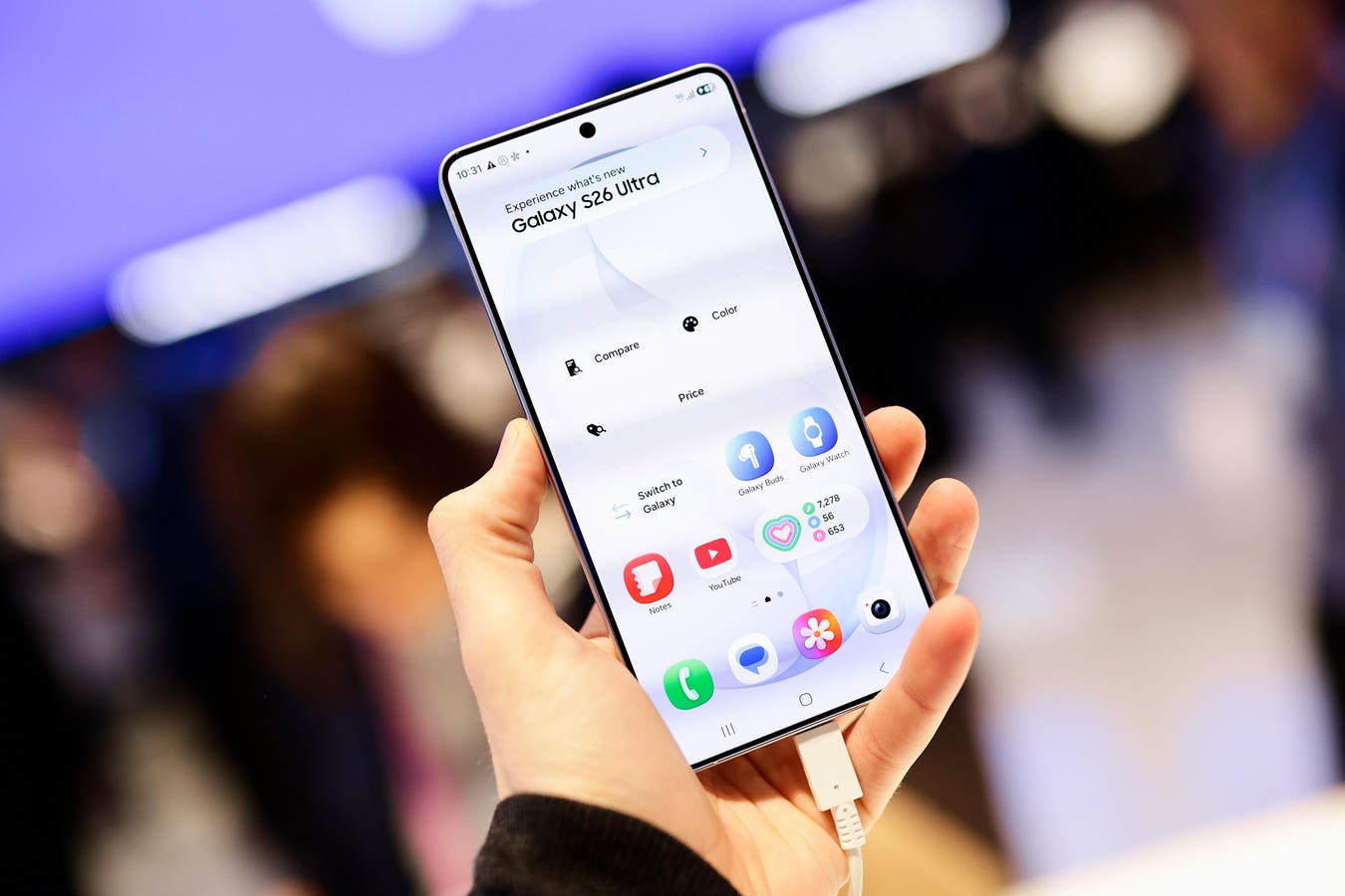 Samsung Galaxy S26 Ultra Price Slashed Ahead Of iPhone 18 Release