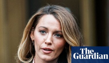 Judge awards Blake Lively $400,000 in legal fees in Justin Baldoni case | Blake Lively