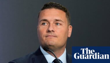Wes Streeting describes ‘unbelievable volume’ of homophobic abuse since becoming defence secretary | Wes Streeting