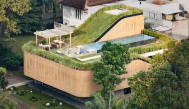 Split Mass Residence / K-Thengono Design Studio