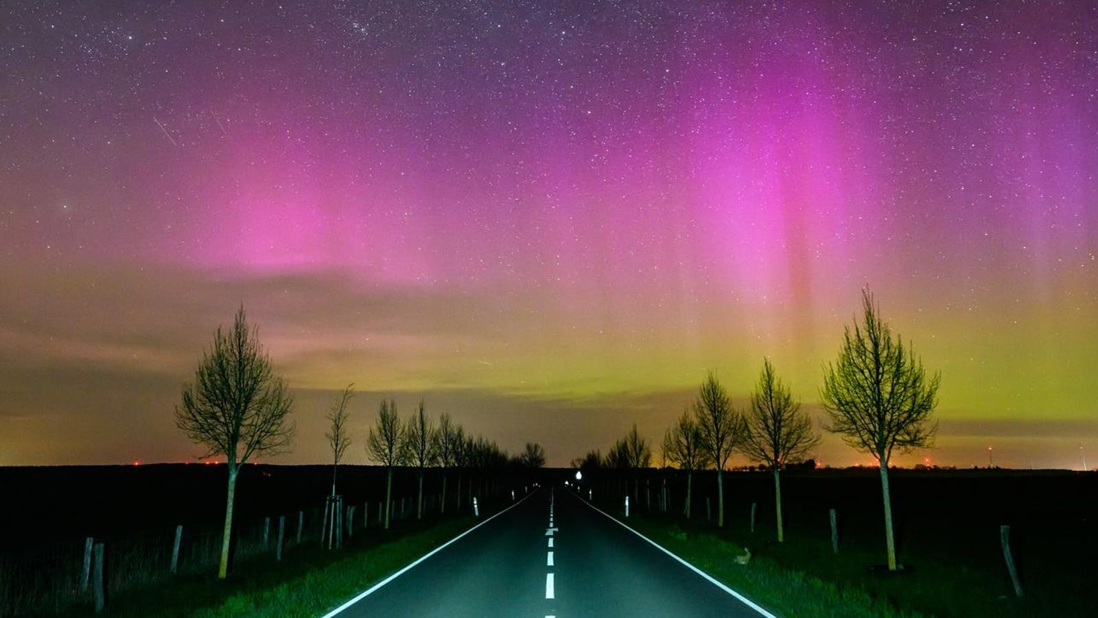 Updated Northern Lights Alert: 22 States May See Aurora Friday Night