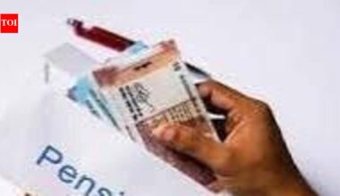 Retired teachers seek interim pension benefits from TN govt | Trichy News