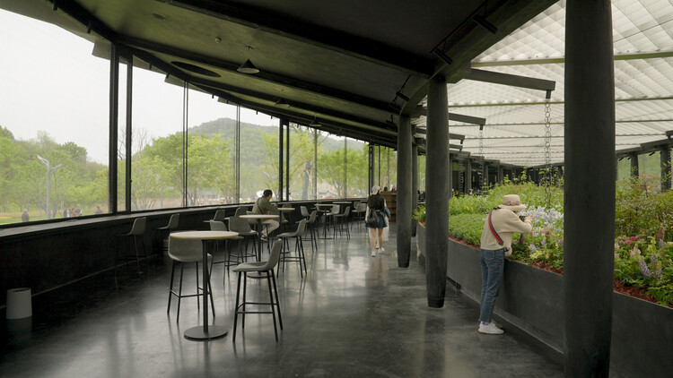 Floral Pavilion / genarchitects - Interior Photography, Dining room