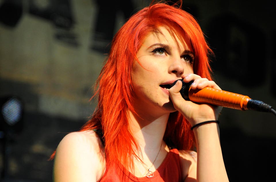 Paramore In Concert - Concord CA 2009