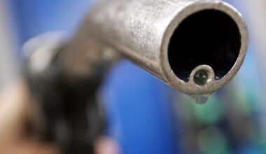 Trump Orders Oil Companies to Cut Gas Prices, Targets Chevron CEO