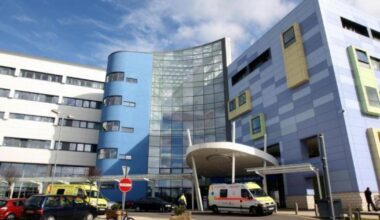 Health bosses rule out airport-style drop off fee at Oxford hospitals