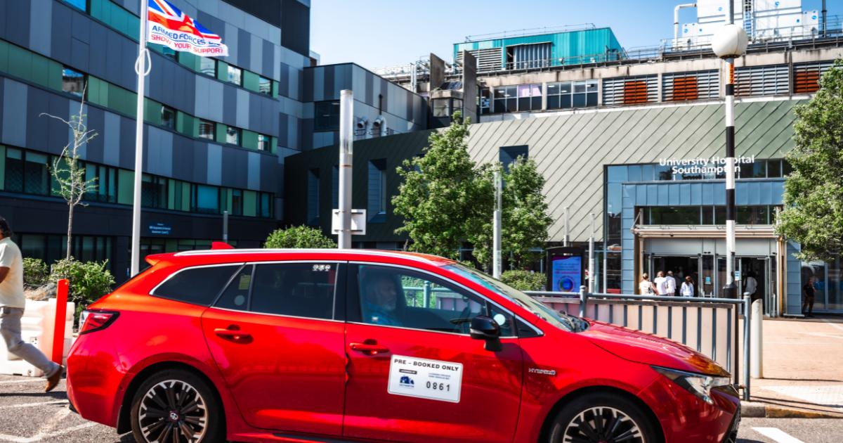 Cab My Ride awarded taxi contract for Southampton hospital