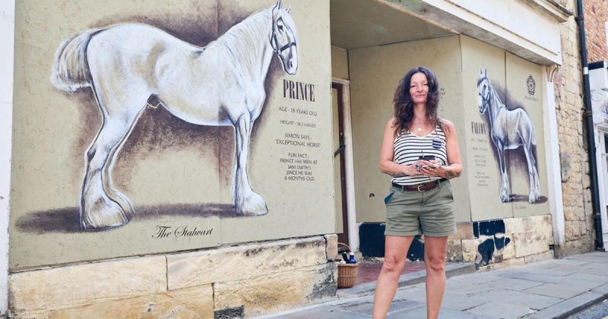 Mural of Samuel Smith's Brewery's shire horses wow Tadcaster