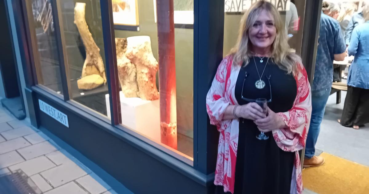 New gallery 10 West.Art opens at West Street Fishguard