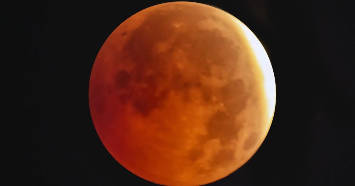 Blood moon eclipse seen across Suffolk in amazing photos
