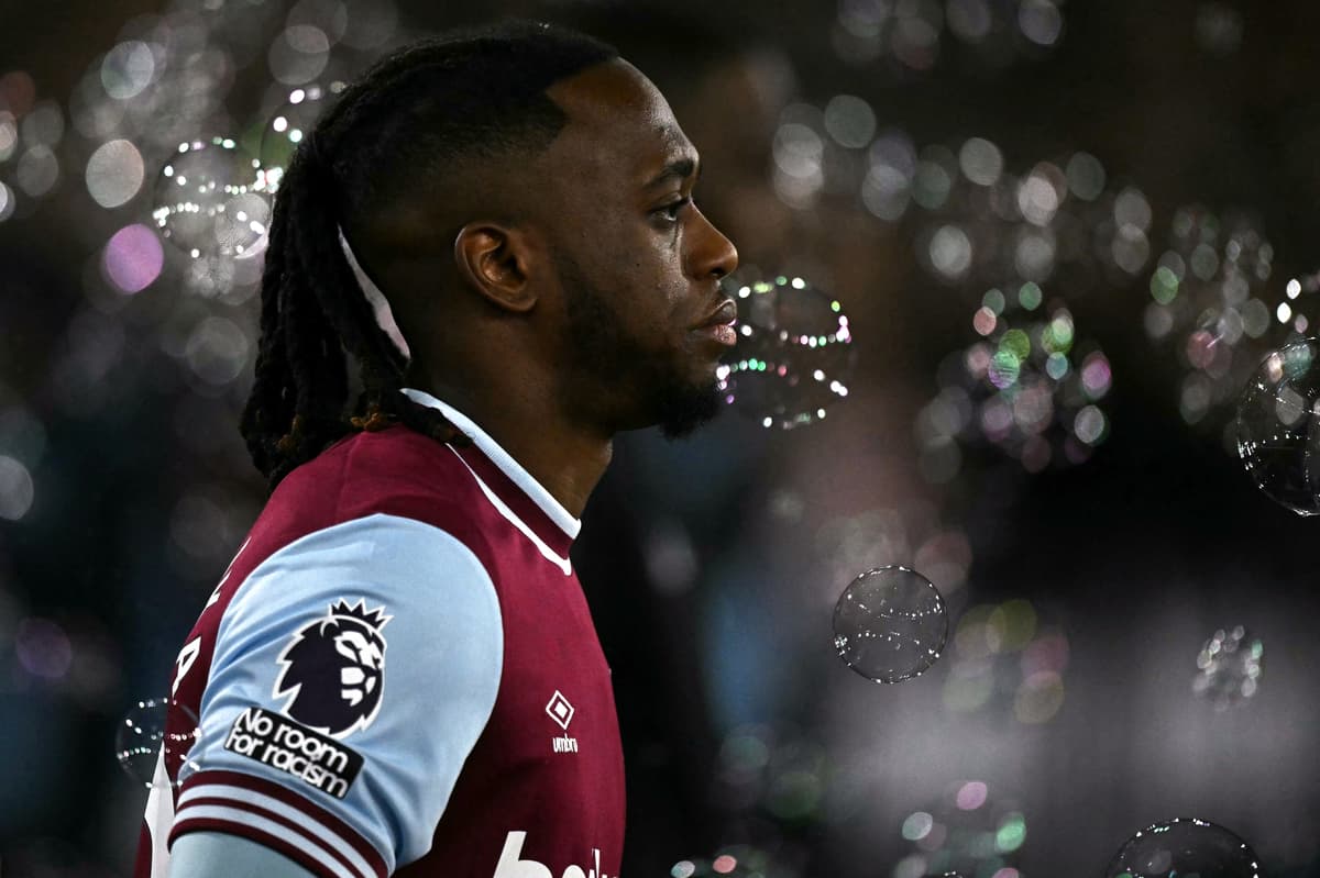 Wan-Bissaka nears West Ham exit as medical booked for Aston Villa move - London Evening Standard