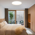 Garden Laneway House / Williamson Williamson - Interior Photography, Bedroom, Wood, Bed