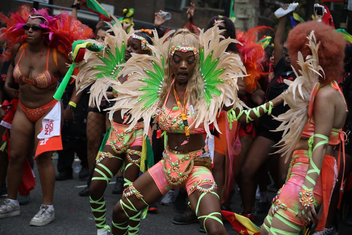 Police arrest 169 at Notting Hill Carnival but mood ‘overwhelmingly positive’ - standard.co.uk