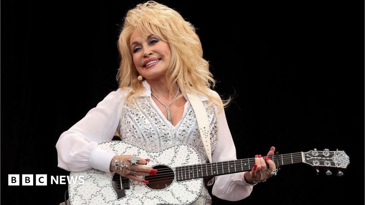 Dolly Parton, country music icon, dies after brief battle with cancer - updates