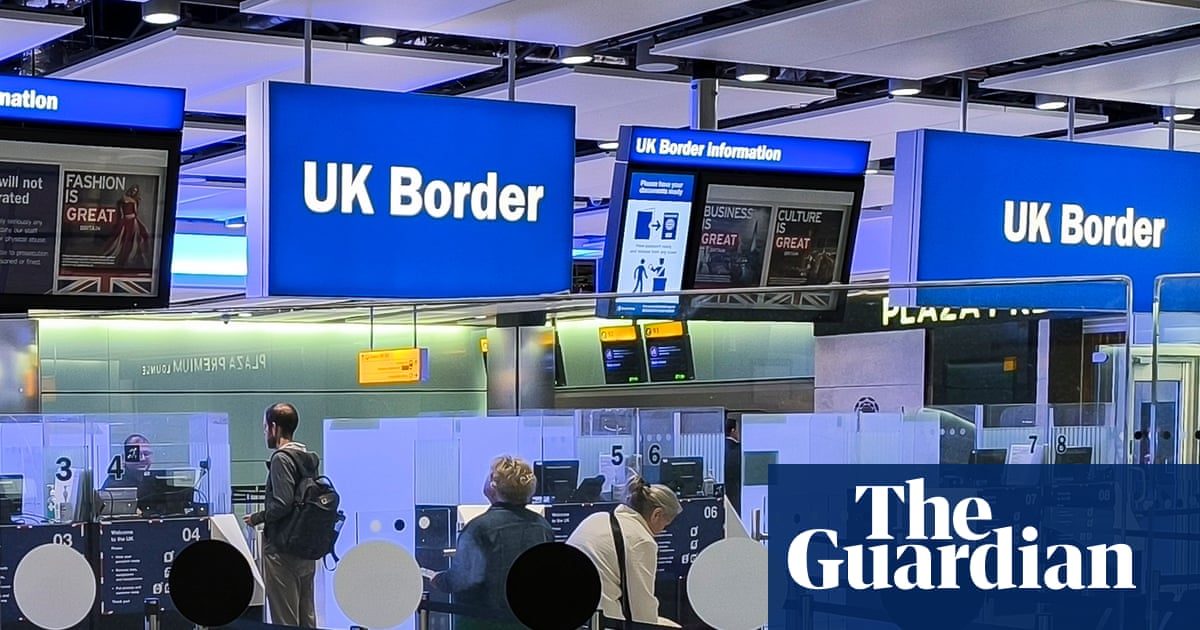 Woman stranded in Spain after UK’s eVisa system mistakes her for twin sister | Immigration and asylum